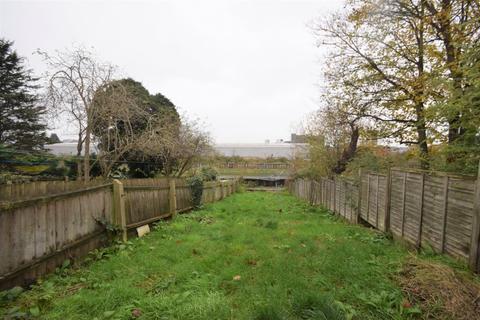 55 Burrell Road, Ipswich, IP2 8AH