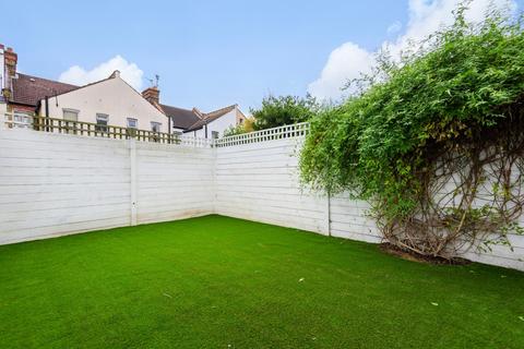 65 Eswyn Road, London, SW17 8TR