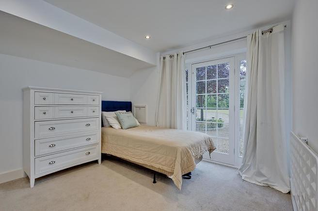 Studio Bedroom