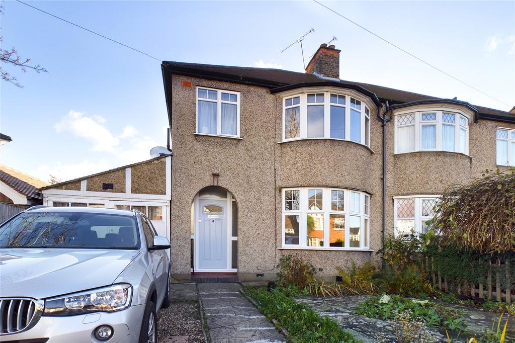 Grove Road, Pinner, Middlesex, HA5 3 bed semidetached house £675,000