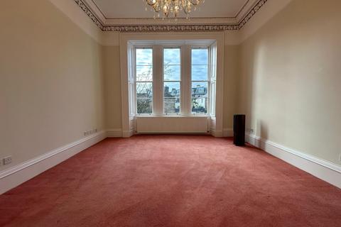 4 bedroom duplex to rent, Grosvenor Terrace, Glasgow, G12