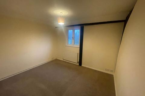 2 bedroom terraced house to rent, Naylor Court, Stowmarket IP14