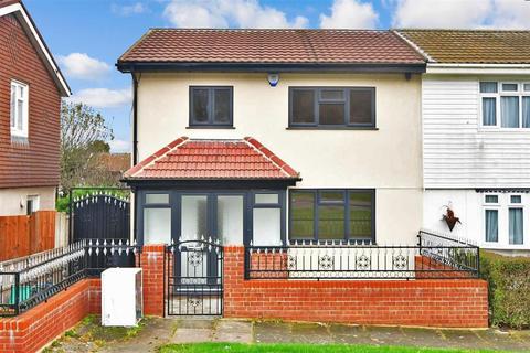 4 bedroom semi-detached house for sale - Brocket Way, Chigwell, Essex