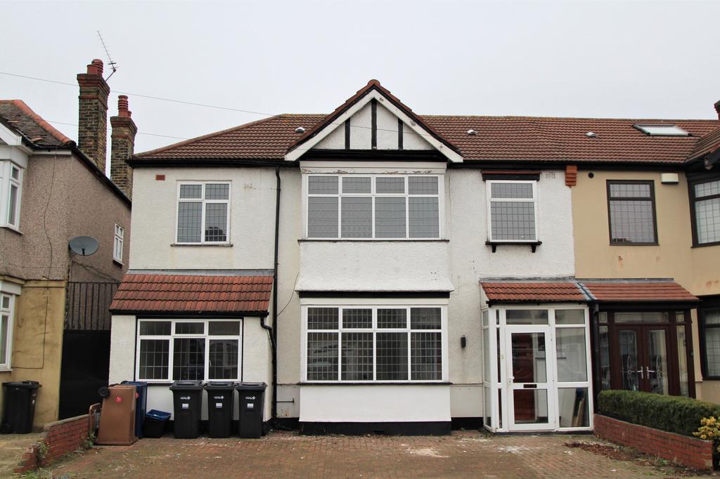 St. Road, Ilford, IG1 6 bed end of terrace house £3,500 pcm
