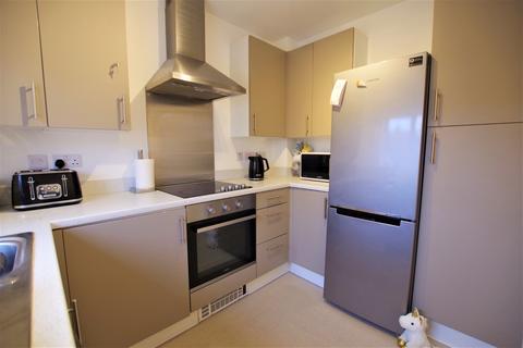 30 Fraser Drive, Bramshall, Uttoxeter, ST14 5EH