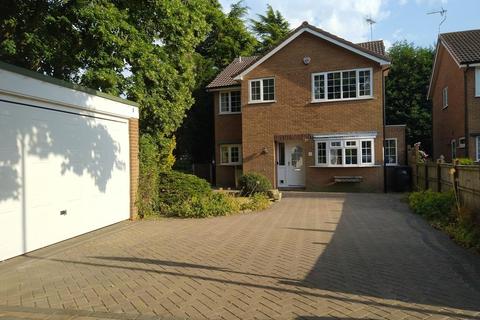 4 bedroom detached house for sale - Whitaker Gardens, Derby