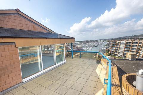 3 bedroom penthouse for sale - Oyster Quay, Port Solent