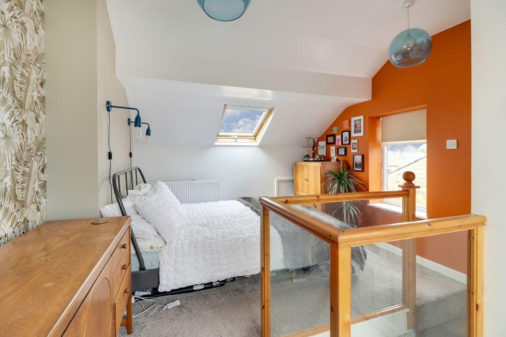 Kew Road, Southport PR8 4JE 3 bed end of terrace house £150,000