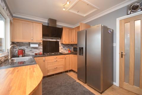 7 Hollybush Crescent, Crieff, PH7 3QA