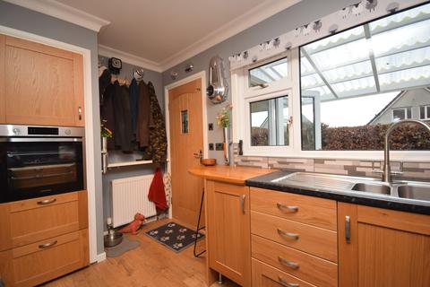 7 Hollybush Crescent, Crieff, PH7 3QA