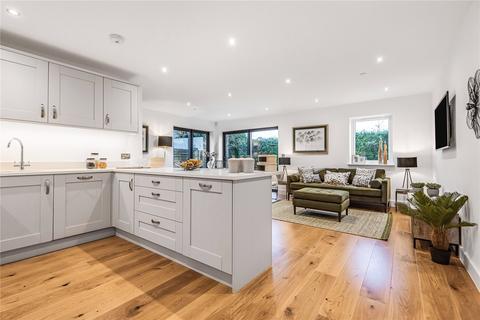 Walnut, 71a Downs Road, South Wonston, Winchester, SO21 3EW