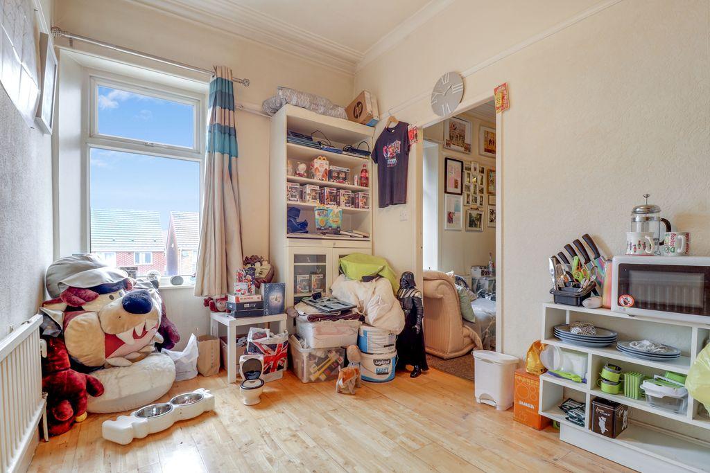 Bed 3 / Living Space