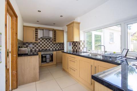 3 bedroom semi-detached house to rent, St. Davids Crescent, Penarth