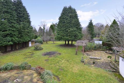 Dibbinsdale Chalk Road, Ifold, Billingshurst, RH14 0UD