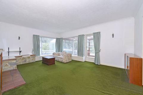Dibbinsdale Chalk Road, Ifold, Billingshurst, RH14 0UD