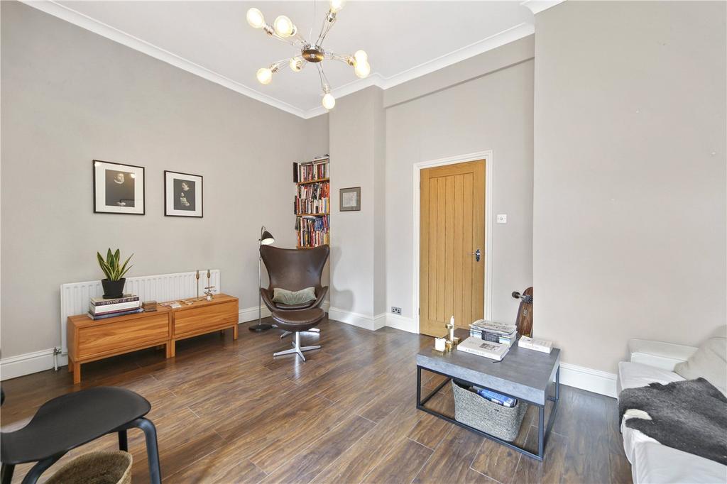 Apartment in London - View 3