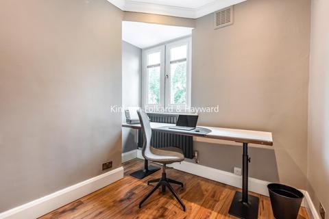 43 Monks Orchard Road, Beckenham, BR3 3BH
