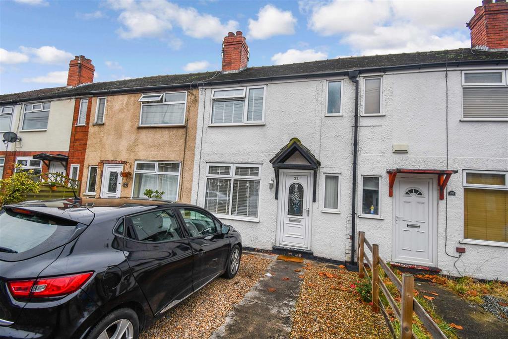Hamlyn Drive, Hull 2 bed terraced house £99,950