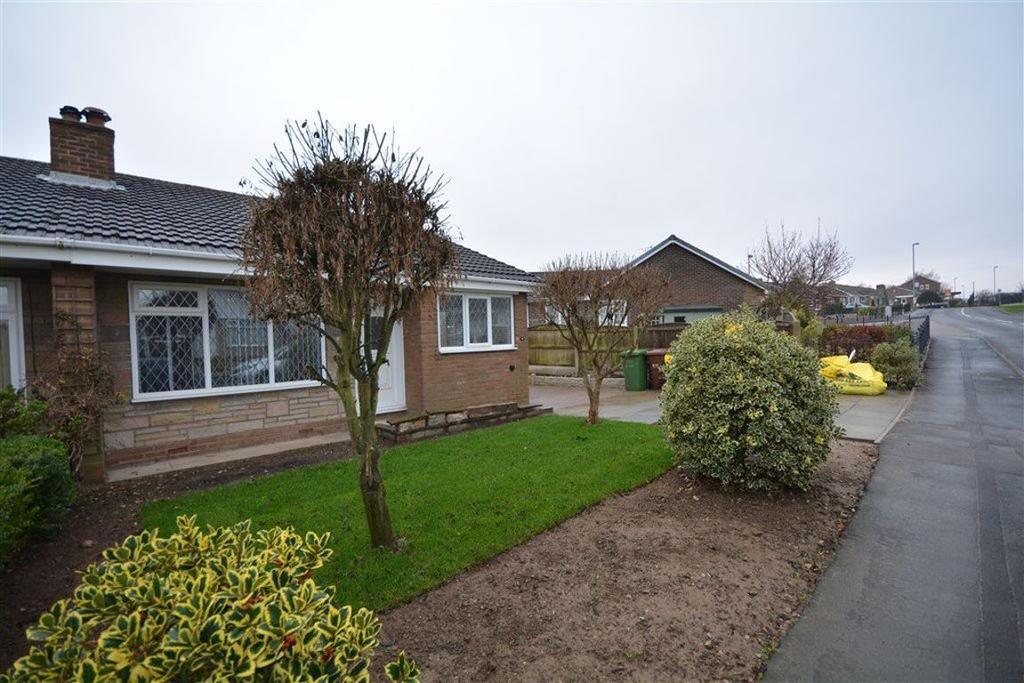 Larks Hill, Pontefract, WF8 2 bed bungalow £750 pcm (£173 pw)