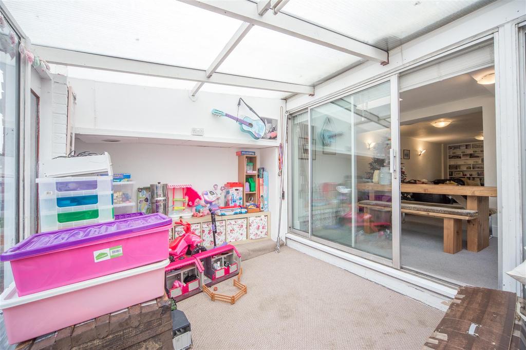 Birmingham-Road-Birmingham-detached-house-IMG 2399