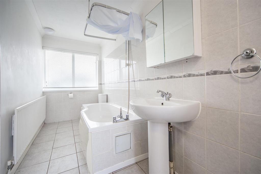 Birmingham-Road-Birmingham-detached-house-IMG 2452