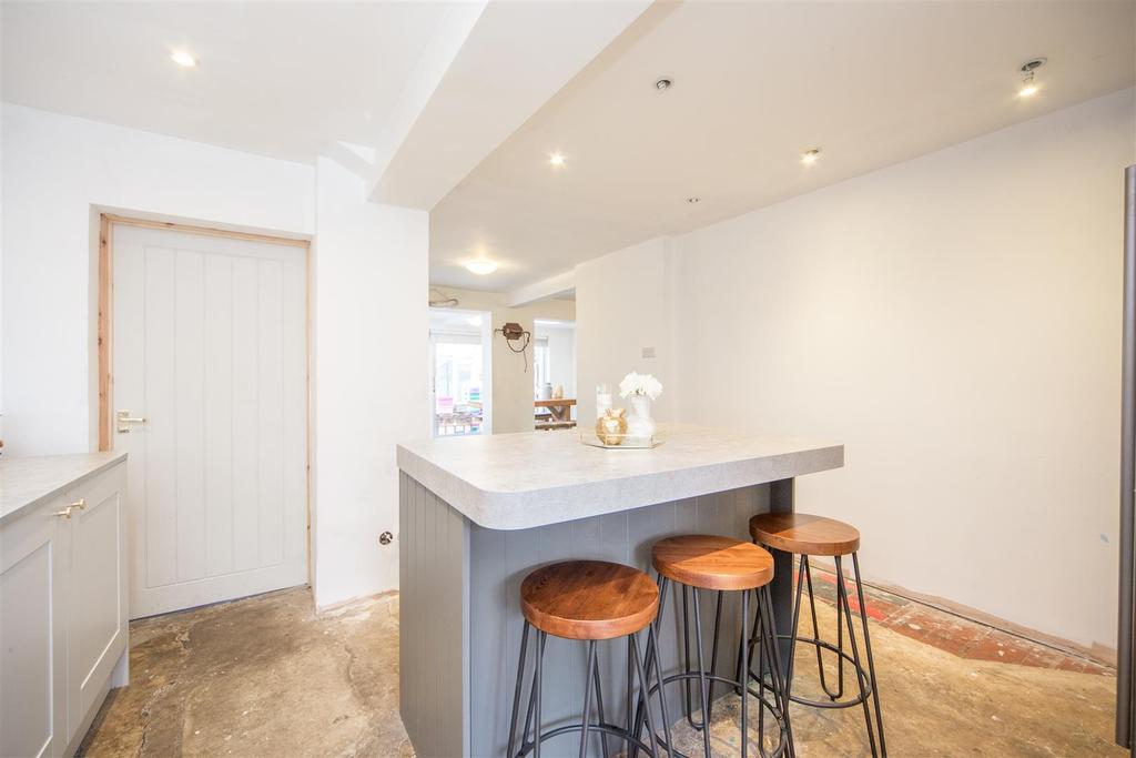 Birmingham-Road-Birmingham-detached-house-IMG 2390