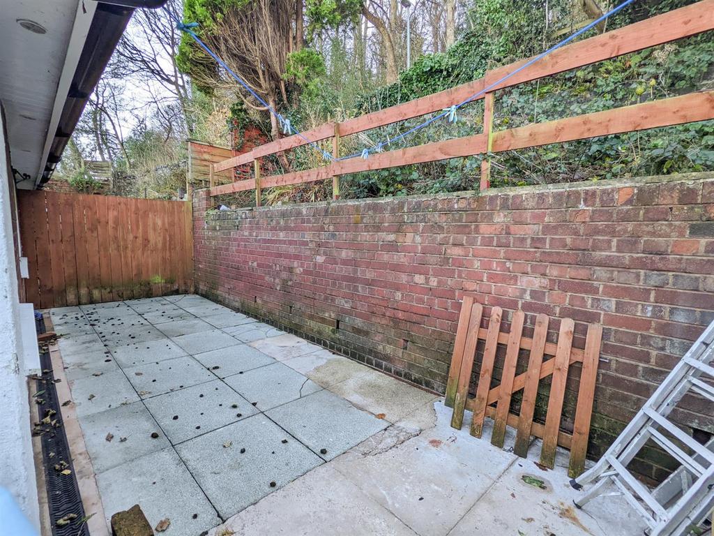 22 Rhiw Grange Garden.jpg