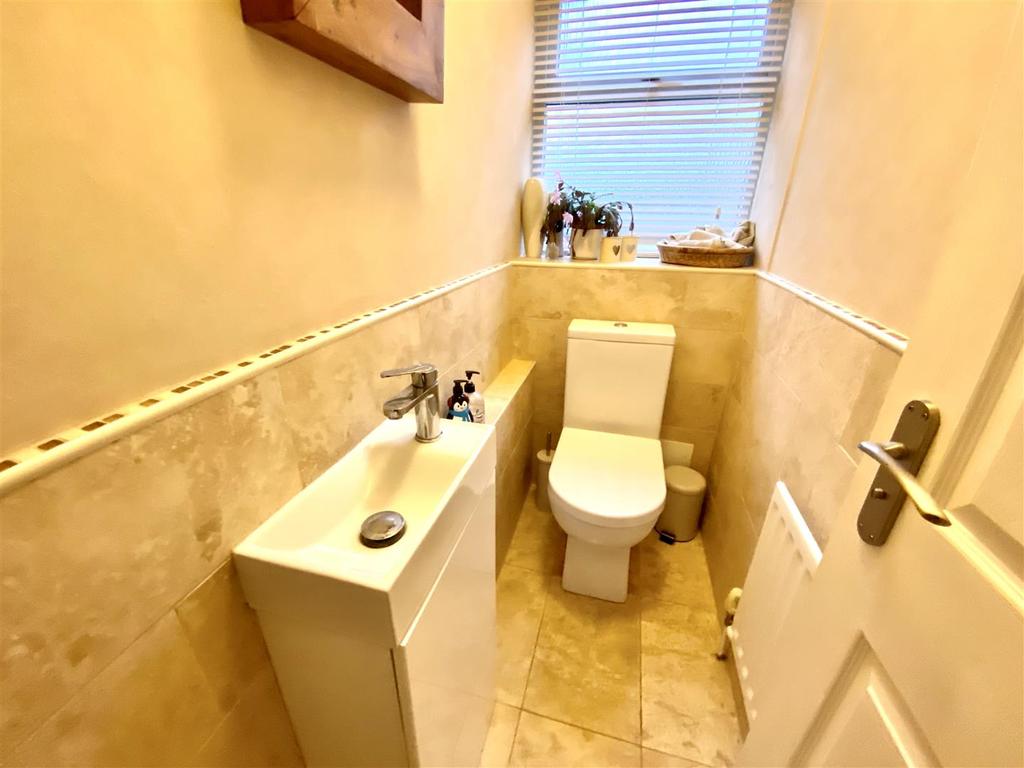 Cloakroom &amp; WC