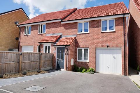 3 bedroom semi-detached house for sale - Ramsay Road, Calne