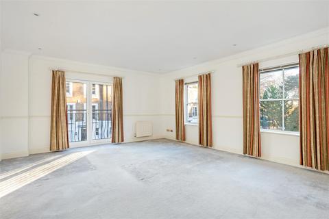 18 Agincourt, Ascot, SL5 7SJ