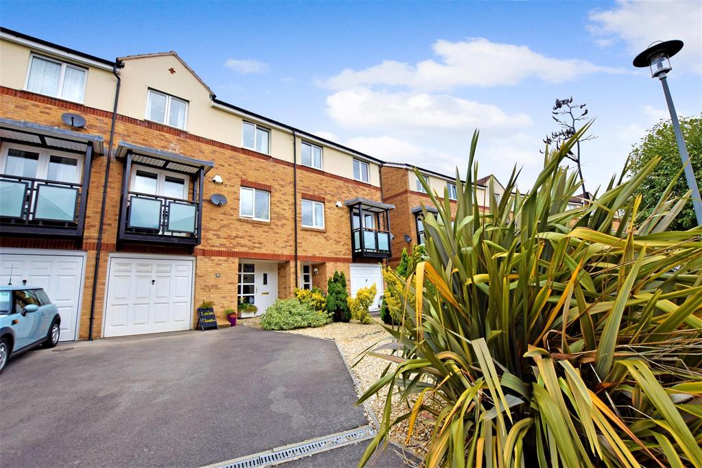Woodacre, Portishead 4 bed townhouse £425,000