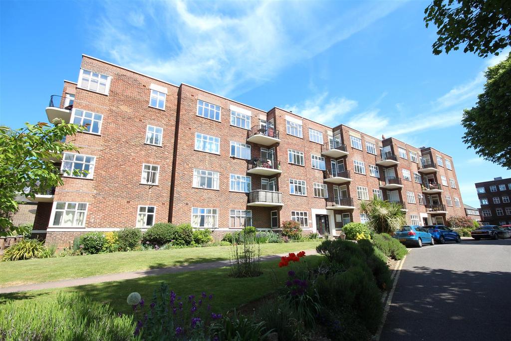 Dyke Road, Brighton 2 bed flat - £285,000