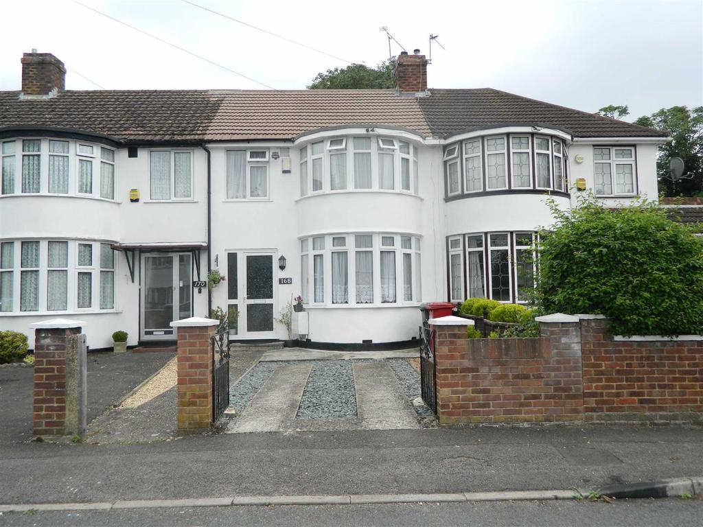 Canterbury Avenue, Slough 3 bed terraced house £345,000