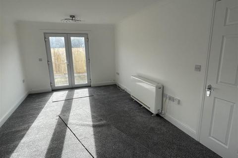 48 Springfields, Bugle, St Austell, PL26 8SJ