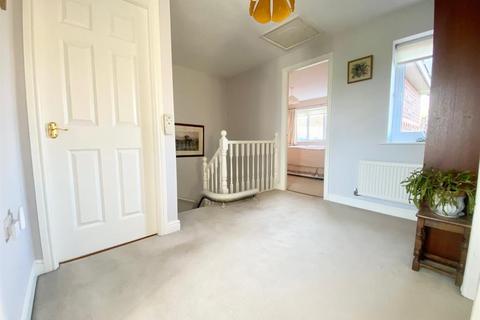 16 Coppice Lane, Harley, Rotherham, S62 7UU