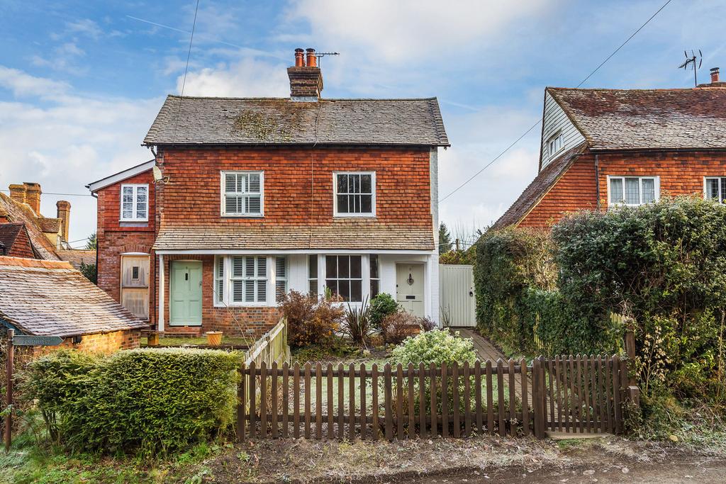 Hoath Corner, Chiddingstone Hoath Edenbridge, TN8 3 bed semidetached