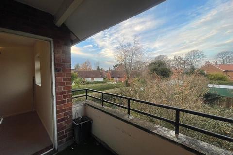 undefined, The Garth, Hull HU16