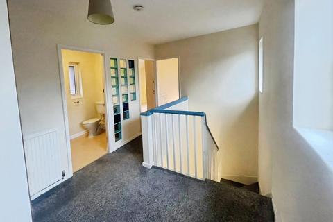 undefined, The Garth, Hull HU16