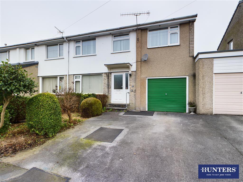 Beckside, Kendal, LA9 7PF 4 bed terraced house £255,000