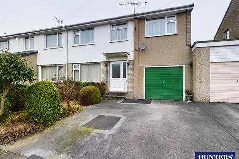 2 Beckside, Kendal, LA9 7PF