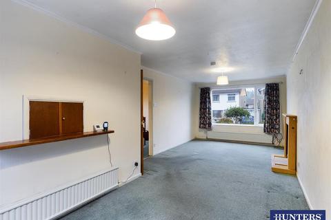 2 Beckside, Kendal, LA9 7PF