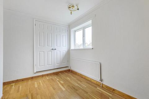 3 bedroom end of terrace house to rent, Fenny Compton,  Warwickshire,  CV47