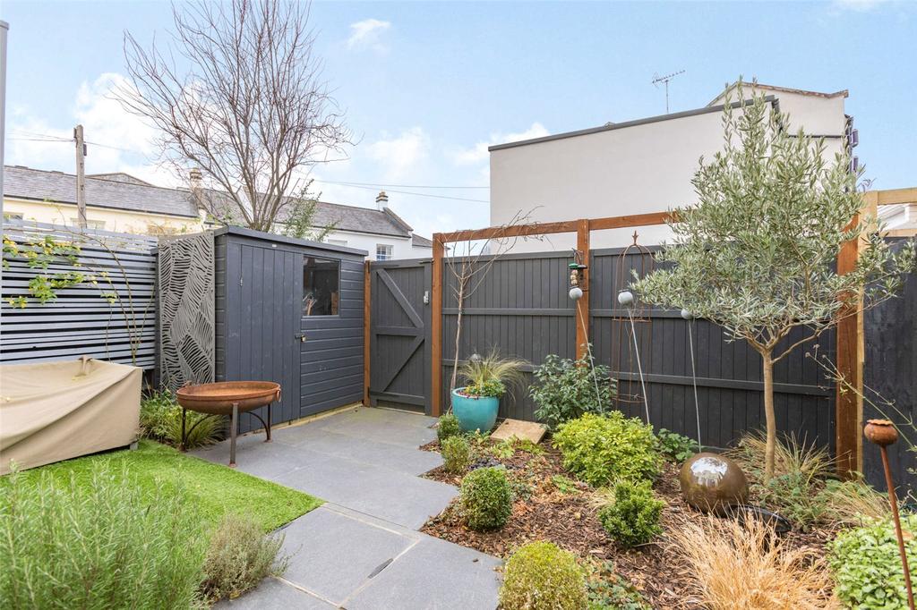 South Facing Garden
