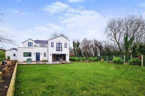Park View Gilroyd Lane, Dodworth, Barnsley, S75 3EF