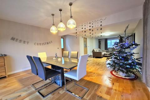 Park View Gilroyd Lane, Dodworth, Barnsley, S75 3EF