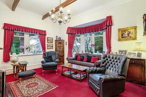 6 bedroom detached house for sale - Ben Rhydding Drive, Ben Rhydding, Ilkley