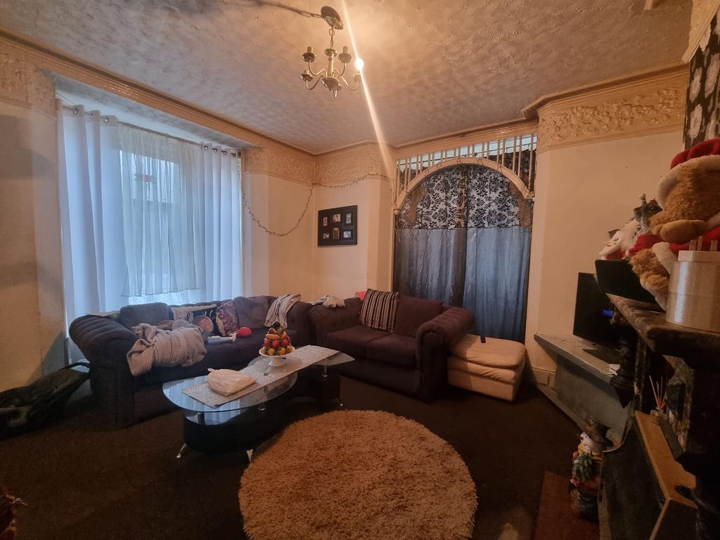 Lounge 1
