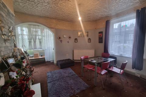 1 Mannheim Road, Bradford, BD9 5DX