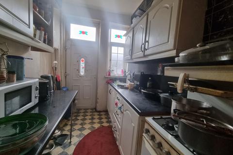 1 Mannheim Road, Bradford, BD9 5DX