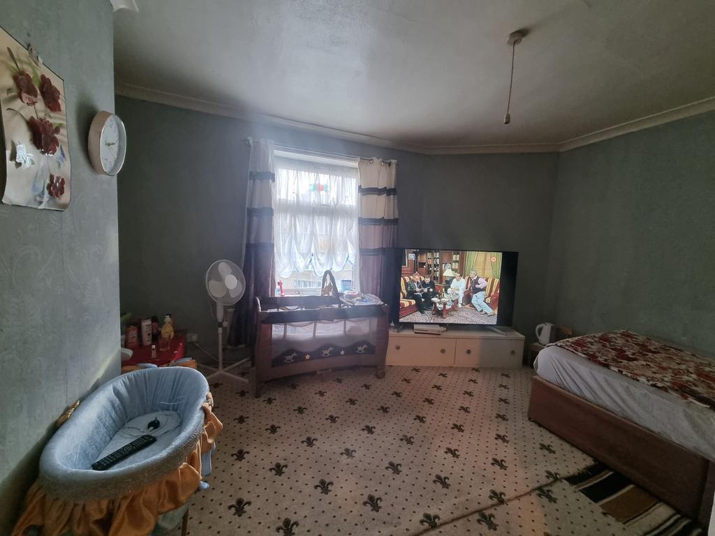 F/F Bedroom 2